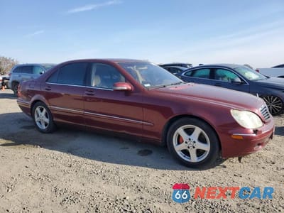 Czwarte zdjęcie samochodu z boku: 2001 MERCEDES-BENZ S 500 VIN:WDBNG75J11A146557 - miniatura