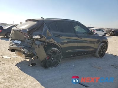 Trzecie zdjęcie samochodu z tyłu: 2022 ALFA ROMEO STELVIO TI VIN:ZASPAKBN0N7D45728 - miniatura