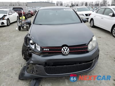 Piąte zdjęcie samochodu w środku: 2011 VOLKSWAGEN GTI VIN:WVWEV7AJ9BW090823 - miniatura