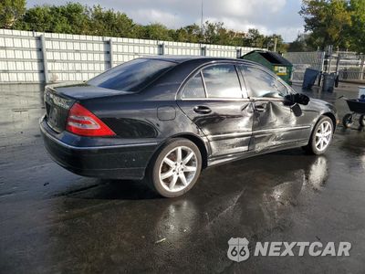 Trzecie zdjęcie samochodu z tyłu: 2003 MERCEDES-BENZ C 230K SPORT SEDAN VIN:WDBRF40J83F432194 - miniatura