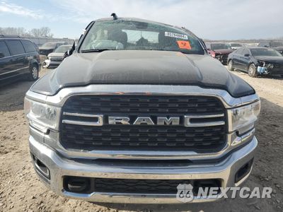 Piąte zdjęcie samochodu w środku: 2023 RAM 2500 BIG HORN VIN:3C6UR5DJ5PG592872 - miniatura