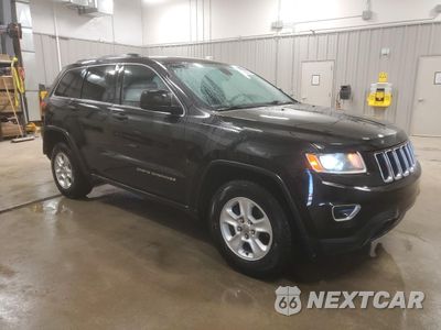 Czwarte zdjęcie samochodu z boku: 2015 JEEP GRAND CHEROKEE LAREDO VIN:1C4RJFAG7FC636019 - miniatura