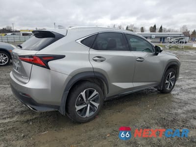 Trzecie zdjęcie samochodu z tyłu: 2021 LEXUS NX 300 BASE VIN:JTJGARDZ5M5030092 - miniatura