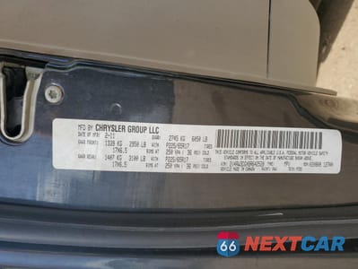 Zdjęcie 15 z 16 samochodu: 2011 VOLKSWAGEN ROUTAN SE VIN:2V4RW3DGXBR642528 - miniatura