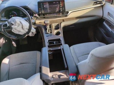Zdjęcie 8 z 13 samochodu: 2021 TOYOTA SIENNA LE VIN:5TDKRKECXMS005383 - miniatura