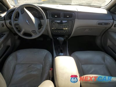 Zdjęcie 8 z 15 samochodu: 2002 FORD TAURUS SEL VIN:1FAHP56S02G131871 - miniatura