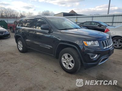 Czwarte zdjęcie samochodu z boku: 2015 JEEP GRAND CHEROKEE LAREDO VIN:1C4RJFAG5FC172230 - miniatura