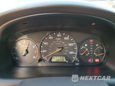 Zdjęcie 9 z 13 samochodu: 2002 HONDA ACCORD EX VIN:JHMCG668X2C002492 - miniatura