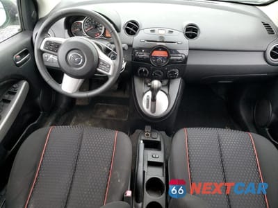 Zdjęcie 8 z 14 samochodu: 2011 MAZDA MAZDA2 VIN:JM1DE1HY4B0105808 - miniatura
