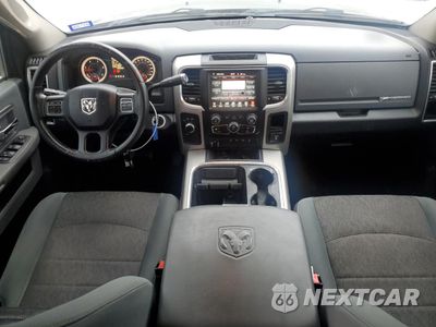 Zdjęcie 8 z 15 samochodu: 2016 RAM 3500 SLT VIN:3C63RRHL6GG365642 - miniatura