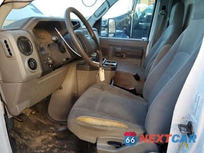 Zdjęcie 7 z 15 samochodu: 2016 FORD ECONOLINE E350 SUPER DUTY CUTAWAY VAN VIN:1FDWE3FL1GDC39439 - miniatura