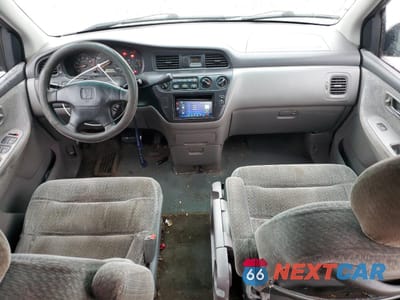 Zdjęcie 8 z 15 samochodu: 2000 HONDA ODYSSEY LX VIN:2HKRL1853YH580900 - miniatura