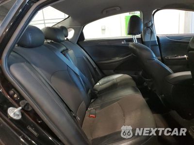 Zdjęcie 10 z 12 samochodu: 2011 HYUNDAI SONATA SE VIN:5NPEC4ACXBH305038 - miniatura