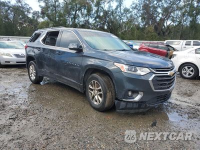 Czwarte zdjęcie samochodu z boku: 2019 CHEVROLET TRAVERSE LT VIN:1GNERGKWXKJ287261 - miniatura