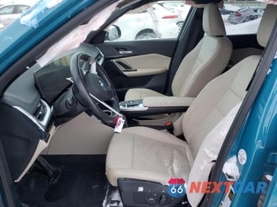 Zdjęcie 7 z 13 samochodu: 2023 BMW X1 XDRIVE28I VIN:WBX73EF04P5X95869 - miniatura