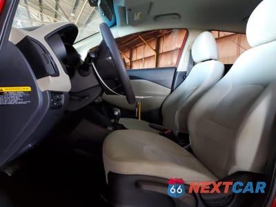 Zdjęcie 7 z 13 samochodu: 2013 KIA RIO LX VIN:KNADM4A31D6193751 - miniatura