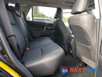 Zdjęcie 11 z 13 samochodu: 2022 TOYOTA 4RUNNER SR5 PREMIUM VIN:JTELU5JR8N6085326 - miniatura