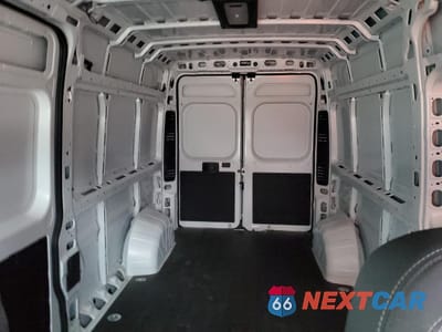 Zdjęcie 10 z 14 samochodu: 2025 RAM PROMASTER 2500 2500 HIGH VIN:3C6LRVDG1SE522211 - miniatura