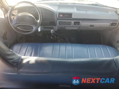 Zdjęcie 8 z 15 samochodu: 1997 FORD F350 VIN:1FTJW35F7VEA98407 - miniatura