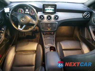 Zdjęcie 8 z 13 samochodu: 2016 MERCEDES-BENZ CLA 250 VIN:WDDSJ4EB3GN296741 - miniatura