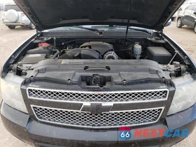 Zdjęcie 12 z 13 samochodu: 2010 CHEVROLET SUBURBAN K1500 LTZ VIN:1GNUKKE38AR179628 - miniatura