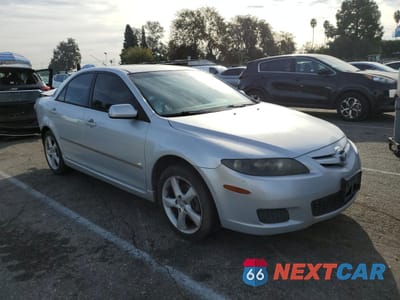 Czwarte zdjęcie samochodu z boku: 2008 MAZDA 6 I VIN:1YVHP80CX85M16816 - miniatura