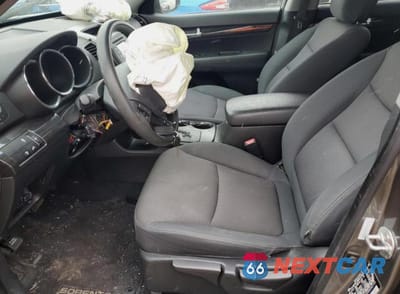 Zdjęcie 7 z 13 samochodu: 2013 KIA SORENTO LX VIN:5XYKT3A65DG382725 - miniatura