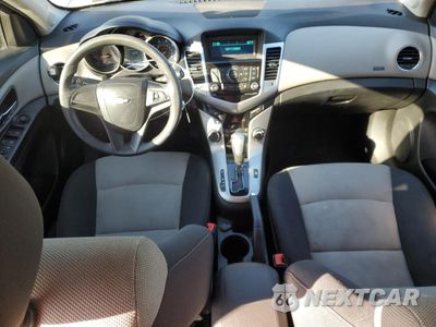 Zdjęcie 8 z 15 samochodu: 2015 CHEVROLET CRUZE LS VIN:1G1PA5SH6F7279474 - miniatura