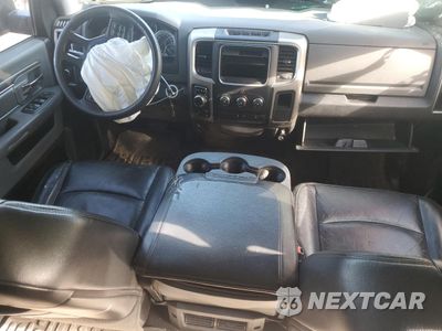 Zdjęcie 8 z 14 samochodu: 2013 RAM 1500 SLT VIN:1C6RR7LG5DS710236 - miniatura
