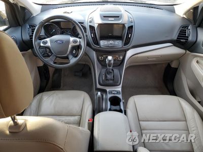 Zdjęcie 8 z 15 samochodu: 2016 FORD ESCAPE SE VIN:1FMCU9GXXGUA48421 - miniatura