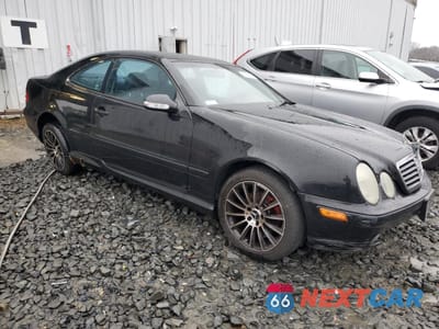 Czwarte zdjęcie samochodu z boku: 2000 MERCEDES-BENZ CLK 430 VIN:WDBLJ70G9YF135923 - miniatura