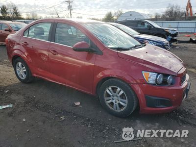 Czwarte zdjęcie samochodu z boku: 2012 CHEVROLET SONIC LT VIN:1G1JC5SHXC4124326 - miniatura