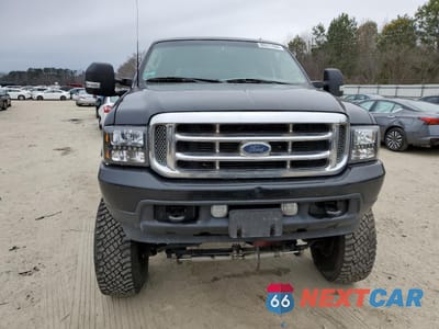 Piąte zdjęcie samochodu w środku: 2003 FORD EXCURSION LIMITED VIN:1FMSU43P83ED55014 - miniatura