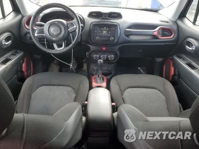 Zdjęcie 8 z 14 samochodu: 2017 JEEP RENEGADE TRAILHAWK VIN:ZACCJBCB7HPE63066 - miniatura