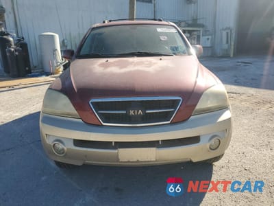 Piąte zdjęcie samochodu w środku: 2005 KIA SORENTO EX VIN:KNDJD733455399898 - miniatura