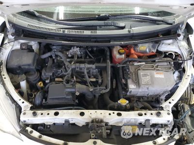 Zdjęcie 11 z 12 samochodu: 2012 TOYOTA PRIUS C VIN:JTDKDTB32C1522097 - miniatura