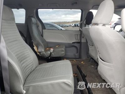 Zdjęcie 11 z 13 samochodu: 2011 TOYOTA SEINNA VIN:5TDKK3DC2BS169381 - miniatura