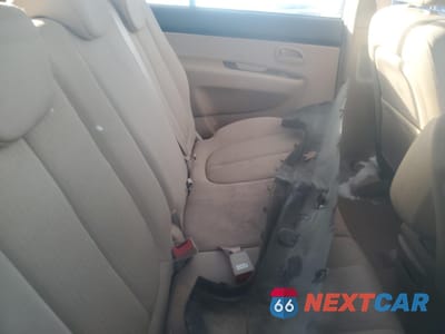 Zdjęcie 11 z 14 samochodu: 2007 KIA RONDO LX VIN:KNAFG526377059806 - miniatura
