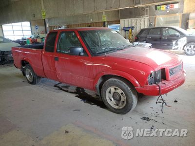 Czwarte zdjęcie samochodu z boku: 2000 GMC SONOMA VIN:1GTCS19W1Y8304827 - miniatura