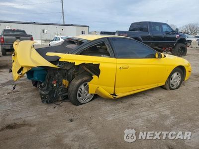 Trzecie zdjęcie samochodu z tyłu: 2001 SATURN SC2 VIN:1G8ZY12711Z109865 - miniatura
