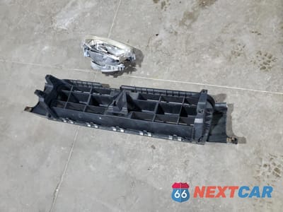 Zdjęcie 14 z 15 samochodu: 2003 NISSAN PATHFINDER LE VIN:JN8DR09Y13W806127 - miniatura