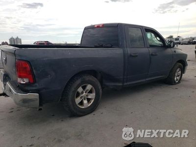 Trzecie zdjęcie samochodu z tyłu: 2018 RAM 1500 ST VIN:1C6RR6FG7JS202030 - miniatura