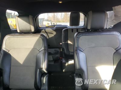 Zdjęcie 10 z 14 samochodu: 2017 FORD EXPLORER XLT VIN:1FM5K7D83HGD48284 - miniatura