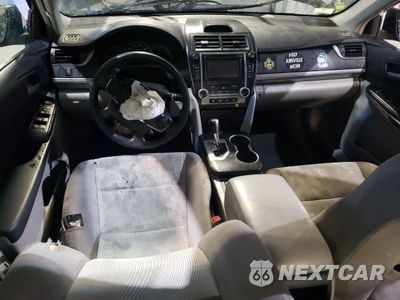 Zdjęcie 8 z 14 samochodu: 2012 TOYOTA CAMRY BASE VIN:4T1BF1FK6CU068270 - miniatura