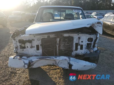 Piąte zdjęcie samochodu w środku: 1994 FORD F150 VIN:1FTDF15R3RLB13689 - miniatura