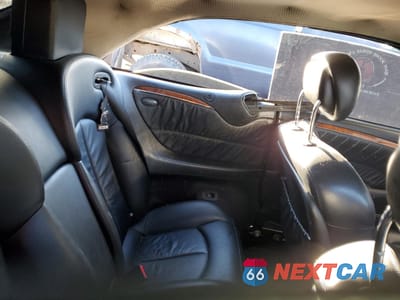 Zdjęcie 10 z 12 samochodu: 2006 MERCEDES-BENZ CLK 350 VIN:WDBTK56F26F205145 - miniatura
