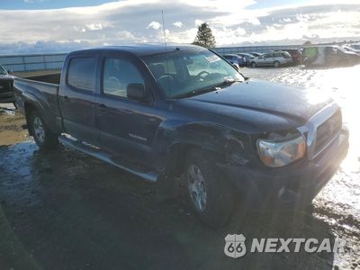 Czwarte zdjęcie samochodu z boku: 2005 TOYOTA TACOMA DOUBLE CAB LONG BED VIN:5TEMU52N95Z139045 - miniatura