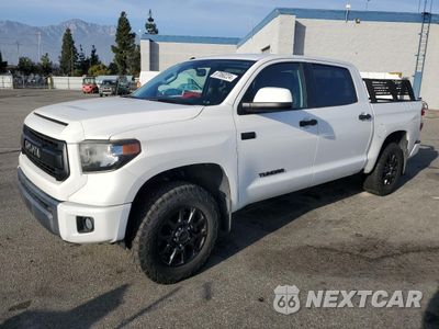 2017 TOYOTA TUNDRA CREWMAX SR5 5TFDW5F15HX629687 - główne zdjęcie licytacji z USA - miniatura