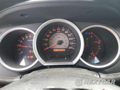 Zdjęcie 9 z 14 samochodu: 2006 TOYOTA TACOMA VIN:5TENX22N56Z272008 - miniatura