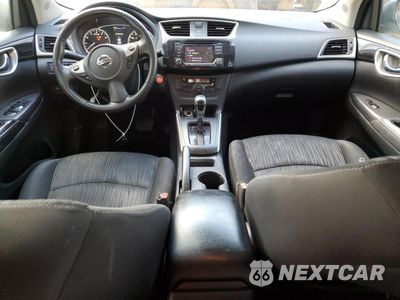 Zdjęcie 8 z 14 samochodu: 2018 NISSAN SENTRA S VIN:3N1AB7AP7JY225187 - miniatura
